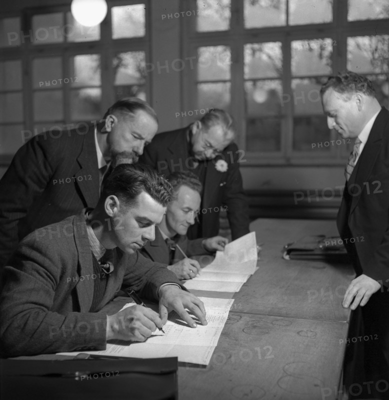Examination for the confectioner master craftsman's diploma; 1942