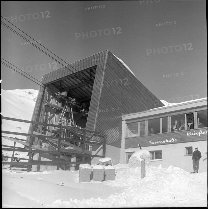 Valley station of the cableway Parsennhütte-Weissfluhjoch 1961