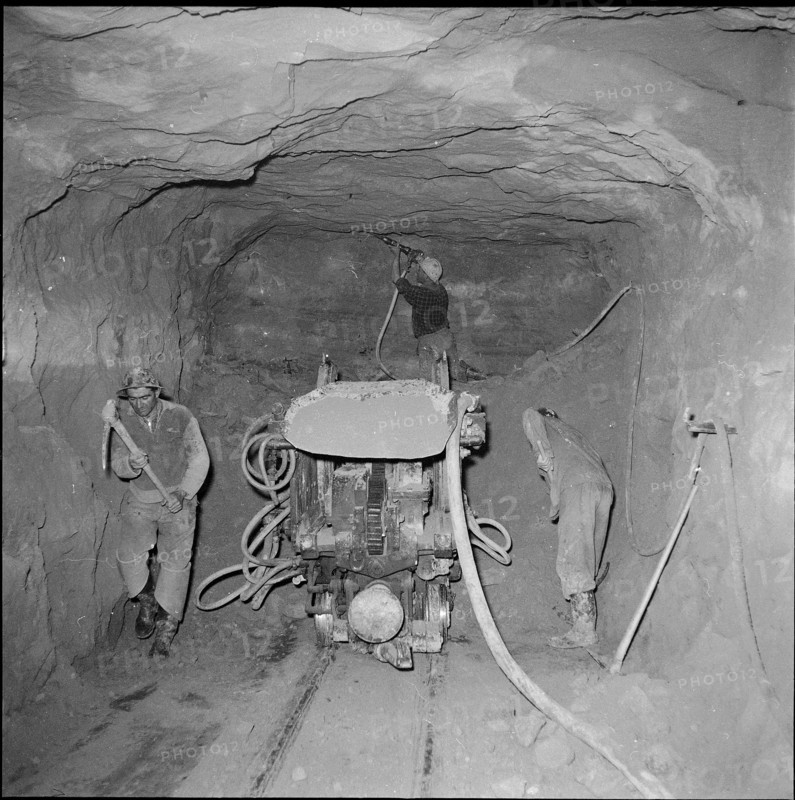 Tunnel construction, Rheinau power station 1953
