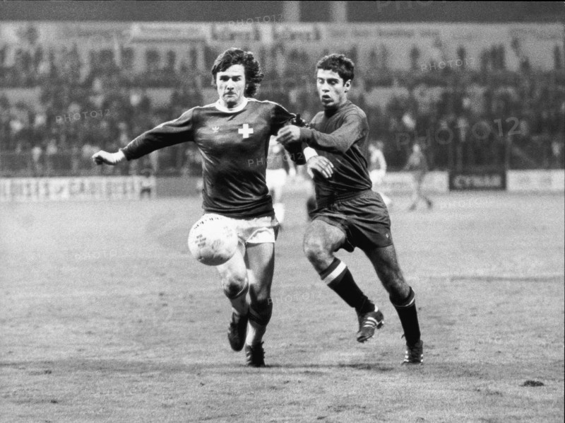 International match Switzerland - Spain 1977: Gabet Chapuisat, Lopez-Ufarte