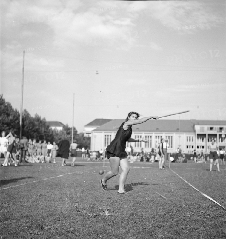 Girl at rounders, Zurich Girls' School 1940