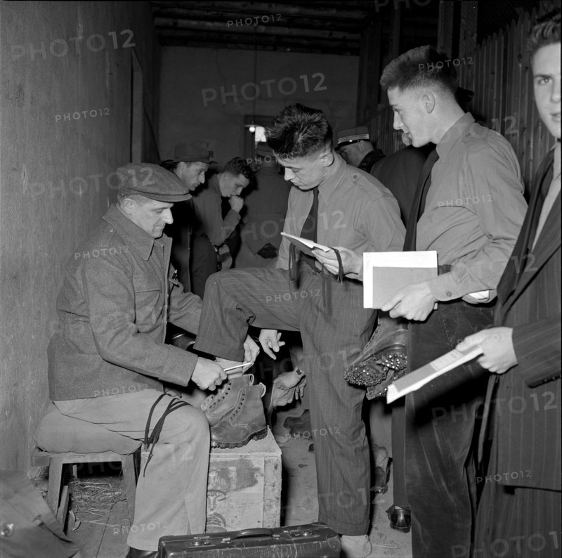 Recruit getting shoes, armory Morges 1955