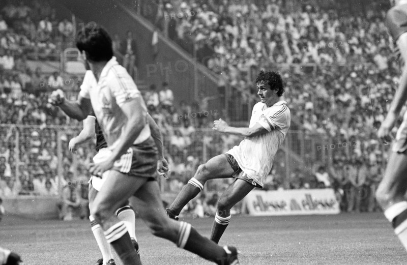 Football WC 1982: England - France; Michel Platini