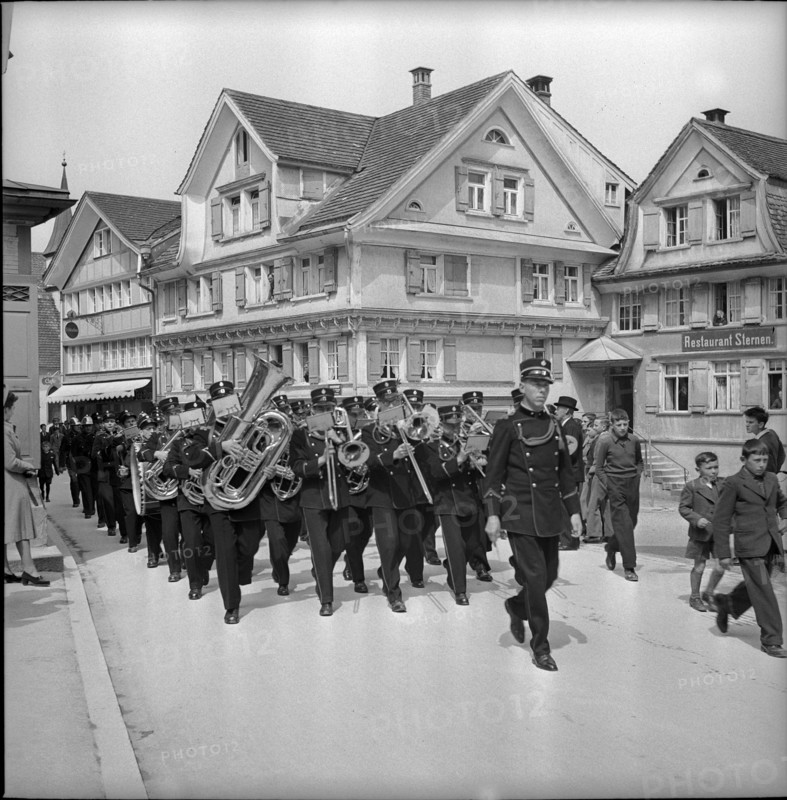 Brass band at Innerrhoden voter's meeting parade 1942