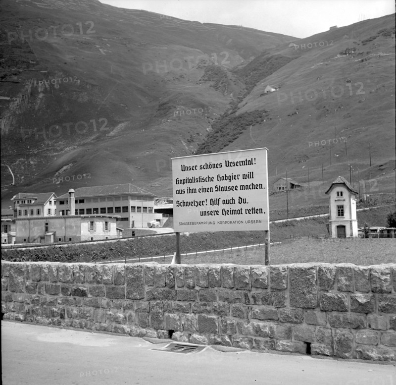 Protest against planned reservoir in the Ursern valley; 1946