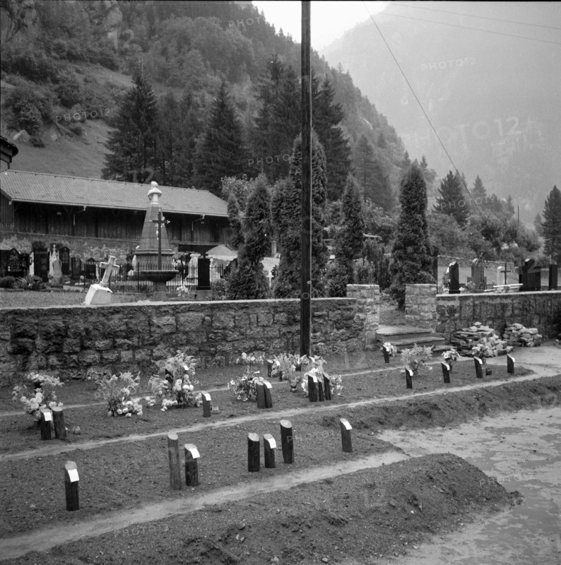 Empty graves, Göscheneralp Cemetery; 1955