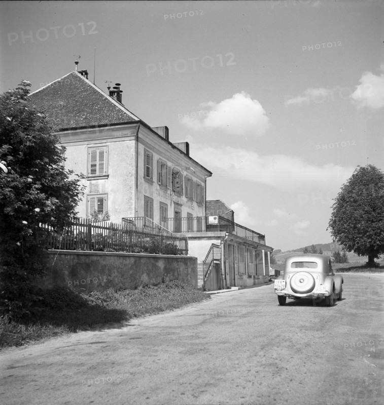 Auberge de la Cantine in Avry-devant-Pont; 1948