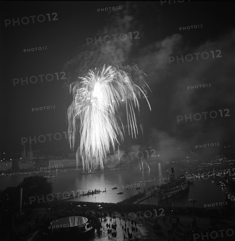 Fireworks at the Seenachtsfest in Lucerne, 1965