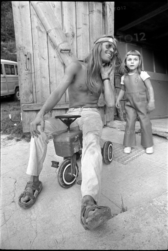 Toni Vescoli and his daughter, 1971