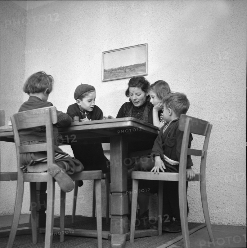 Hungarian children playing at Hasenberg 1956