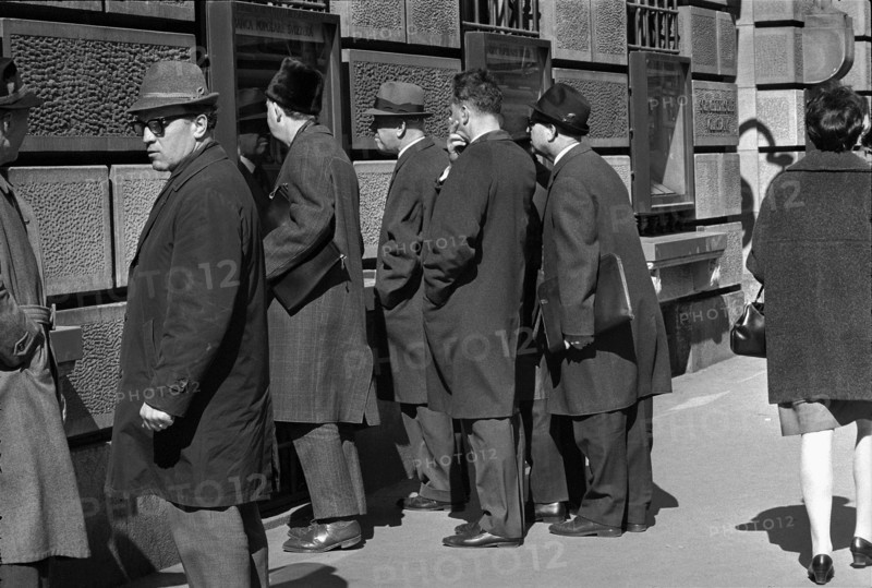 Closing of Bank Reiss & Co, 1972