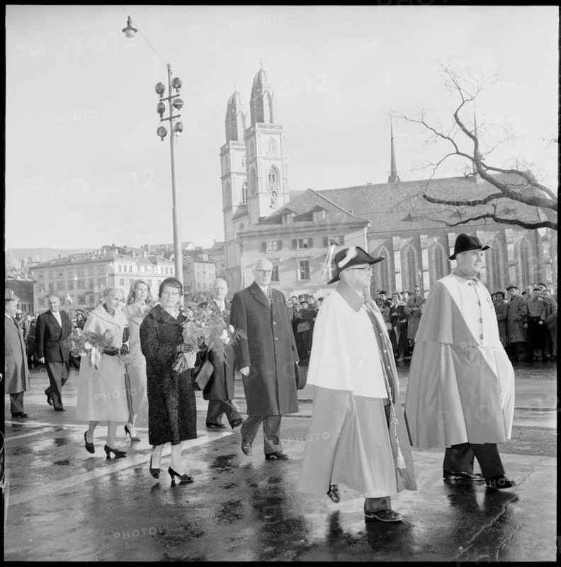 Willy Spühler, newly elected federal councilor visiting Zurich; 1959