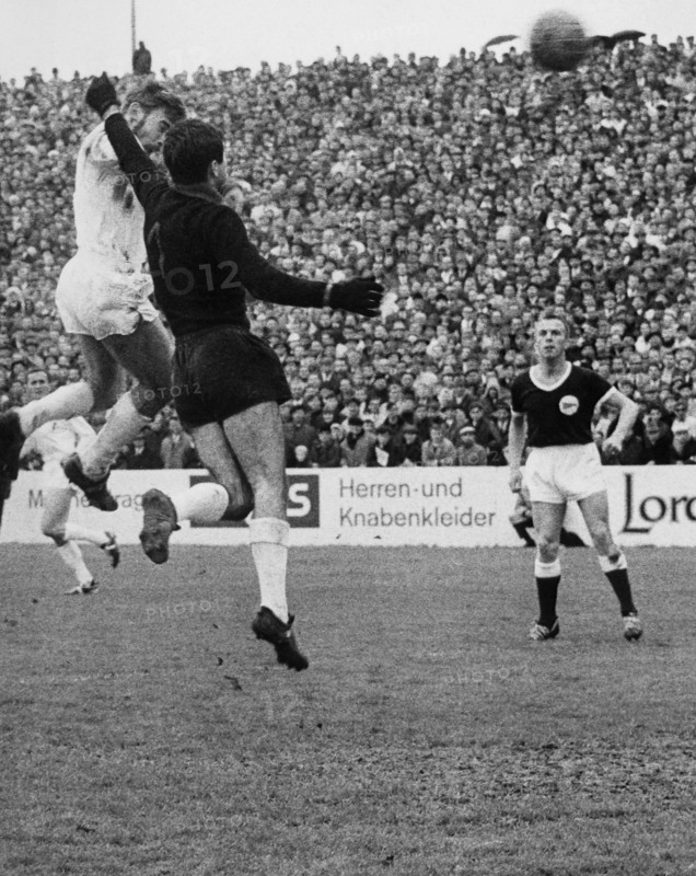 Cup final 1965: FC Sion - Servette Geneva; Geordie, Barlie