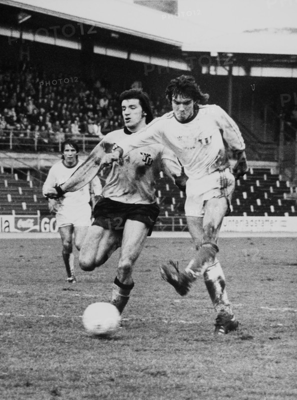 Cup quarter-final 1975/76: FC Zurich - YB; Schild, Scheiwiler