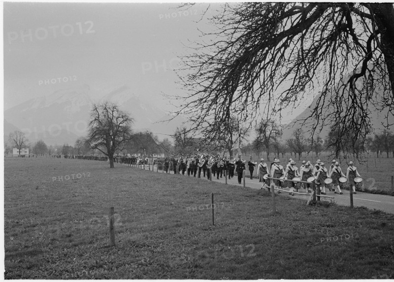 Msarch to Nidwalden voter's meeting 1965