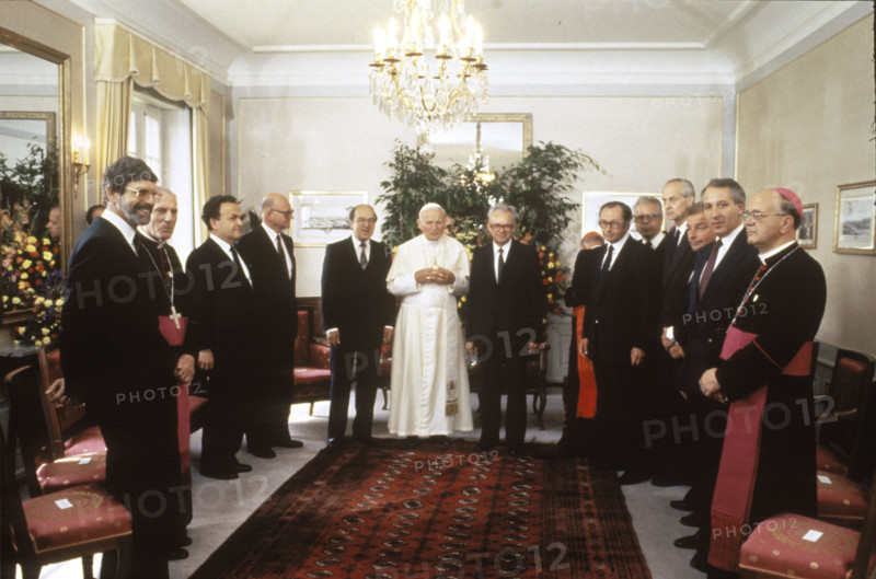 Pope visits Switzerland 1984, Lohn: meeting with the Members of the Federal Council