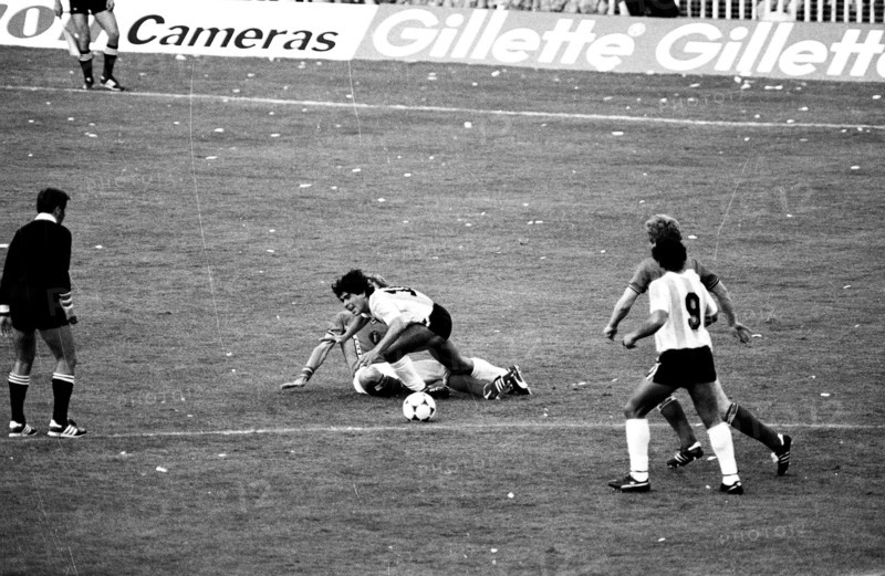 Football WC 1982: Belgium - Argentina; Maradona