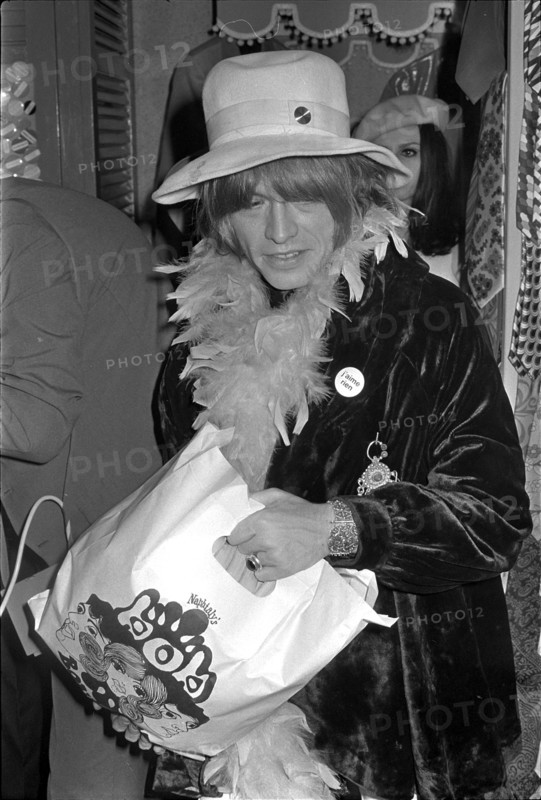 Brian Jones from the Rolling Stones in the boutique Naphtaly's 1967