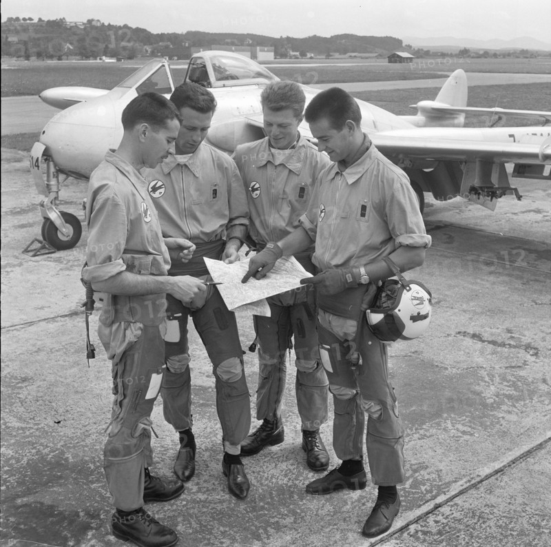 Military pilots study tactical exercise, Dübendorf 1963