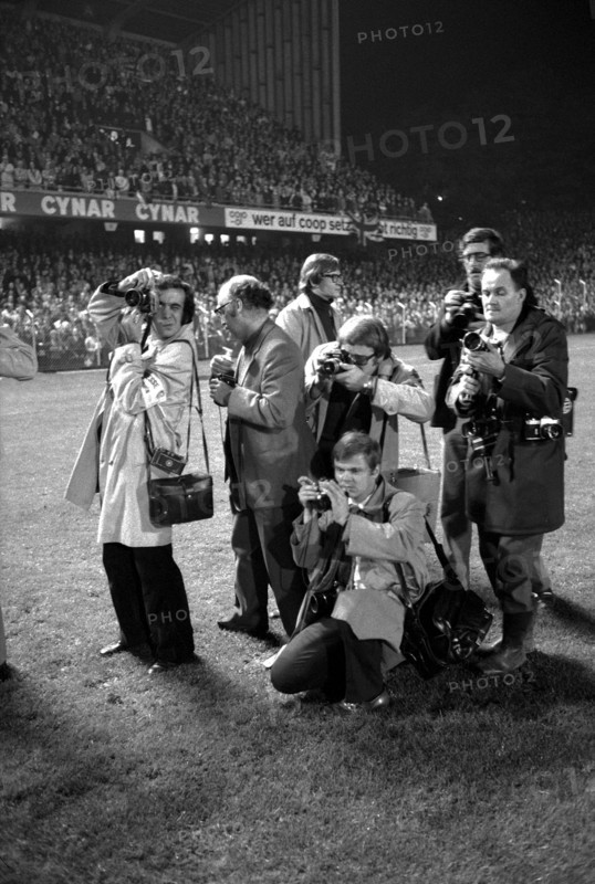 International match SwitzerlandEngland 1971: Photographers' tangle