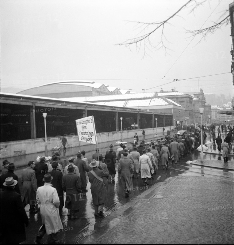 Workers on strike, Zurich 1946