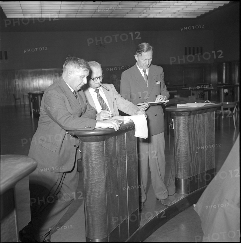 Stock traders at the Zurich Stock Exchange, 1952