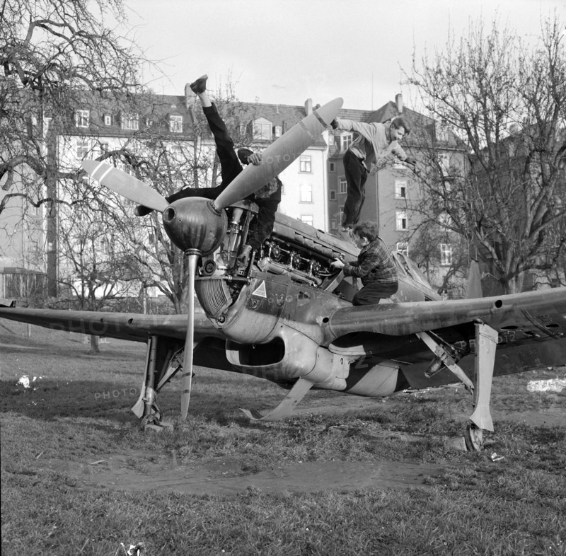 Robinson playground in ZurichWipkingen 1957