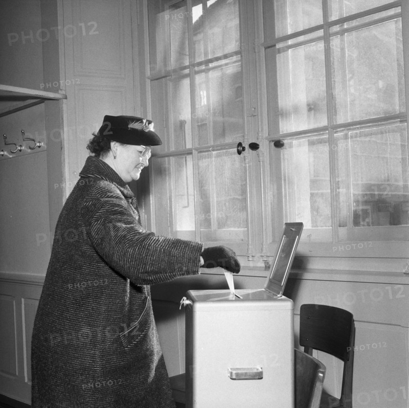Referendum on women's suffrage, 1959