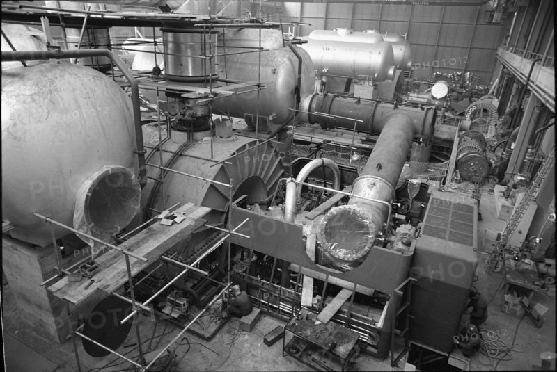 Beznau nuclear power plant under construction, turbine house 1968