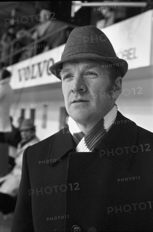 National ice hockey coach Gaston Pelletier, 1971
