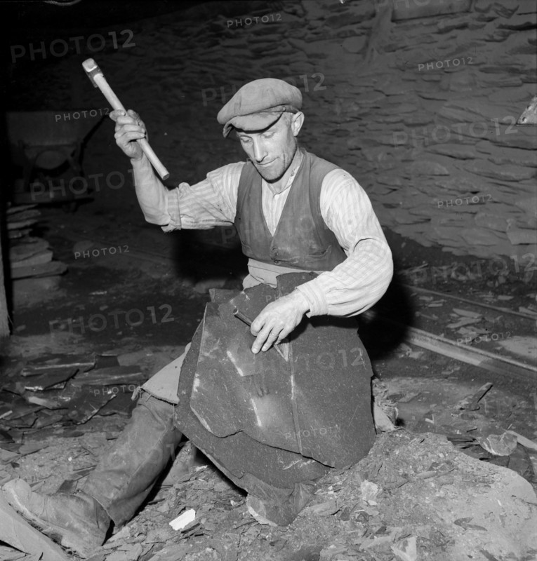 Slate processing in Termen, Valais; 1946