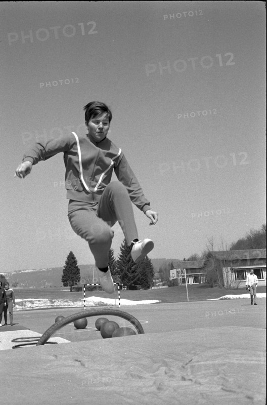Leaders' Course J+S: Girls in Sports, 1968