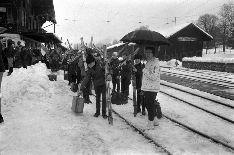 26th Swiss Youth Ski Camp: Arrival, 1967