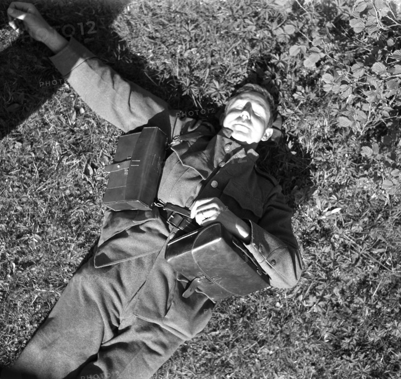 Young person in voluntary preparatory instruction, 1943