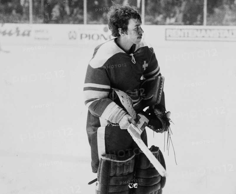 Edi Grubauer, goalkeeper of the Swiss national team, 1976