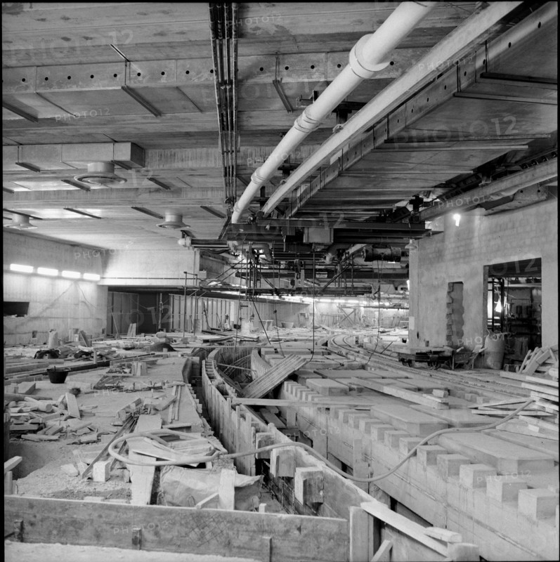 CERN: Construction site of the proton synchrotron, detail 1957