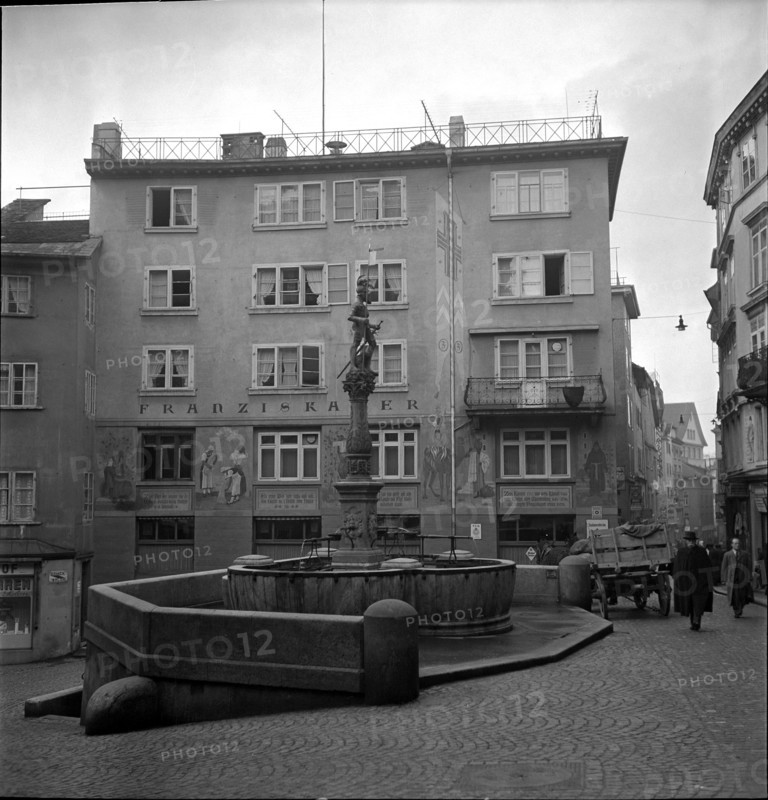 Stüssihofstatt; Franciscans; 1941