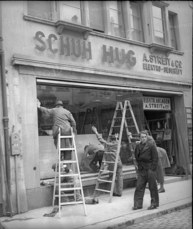 WWII: Bombing; new window glass, Schaffhausen 1944