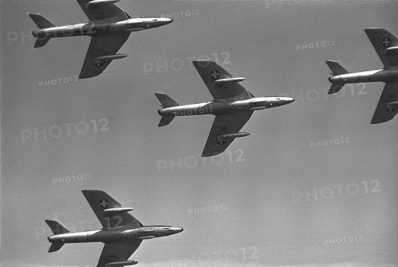 Hawker Hunter squadron of the Patrouille Suisse, Alpnach 1970