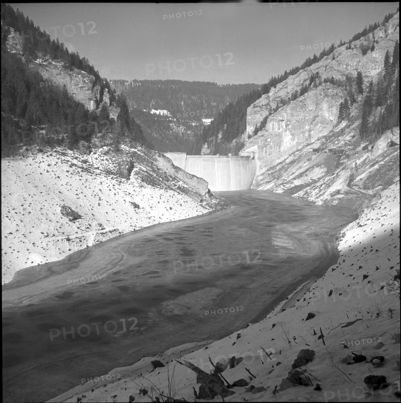 Lac de Moron at Le Châtelot dam 1953