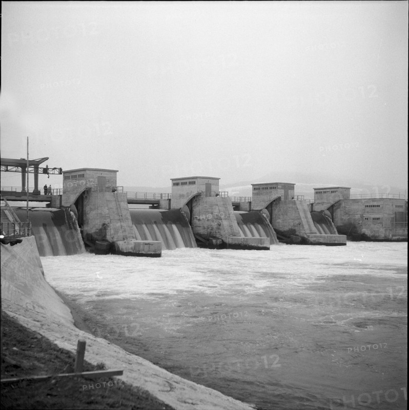 Dam of Wildegg-Brugg power station 1952