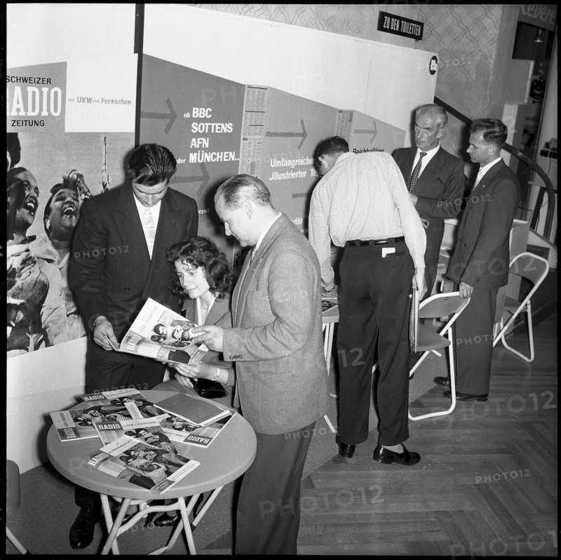 Icecream party at the Bellevue, Blick event 1969