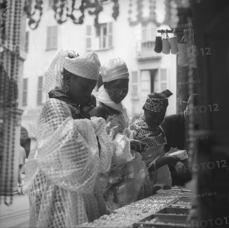 Lugano, shops in a narrow lane, 1957