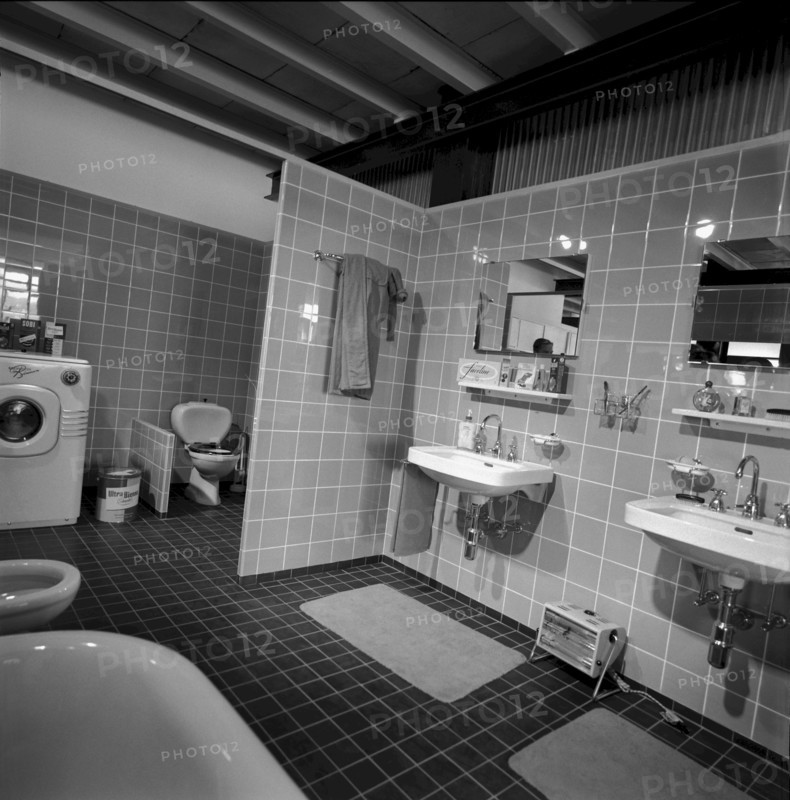 SAFFA fair 1958: living room and dining room in the Residential Tower