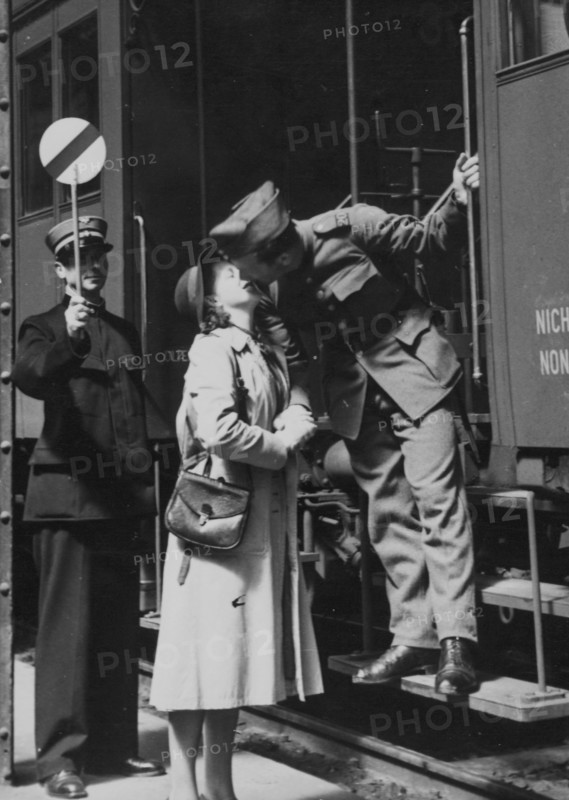 Mobilization; soldier says goodbye; probably 1939