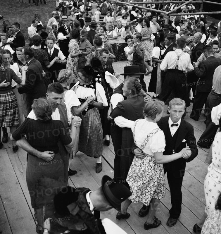 Folk festival in Emmental, 1942