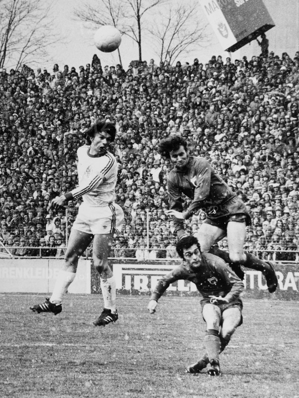 Cup Final 1975: FC Basel  FC Winterthur; Risi, Hasler, Fischli