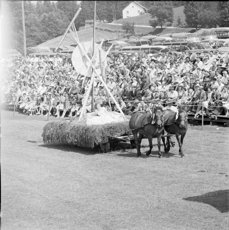56th MarchéConcours Saignelégier, parade, 1959