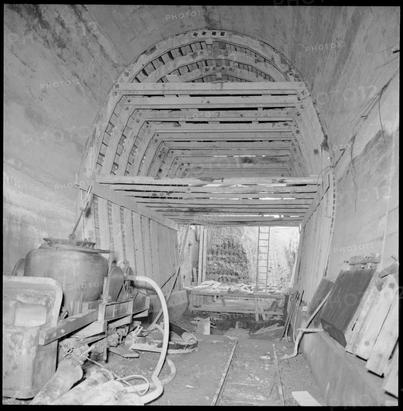 Tunnel to the new freight station in La Praille/Geneva, 1957