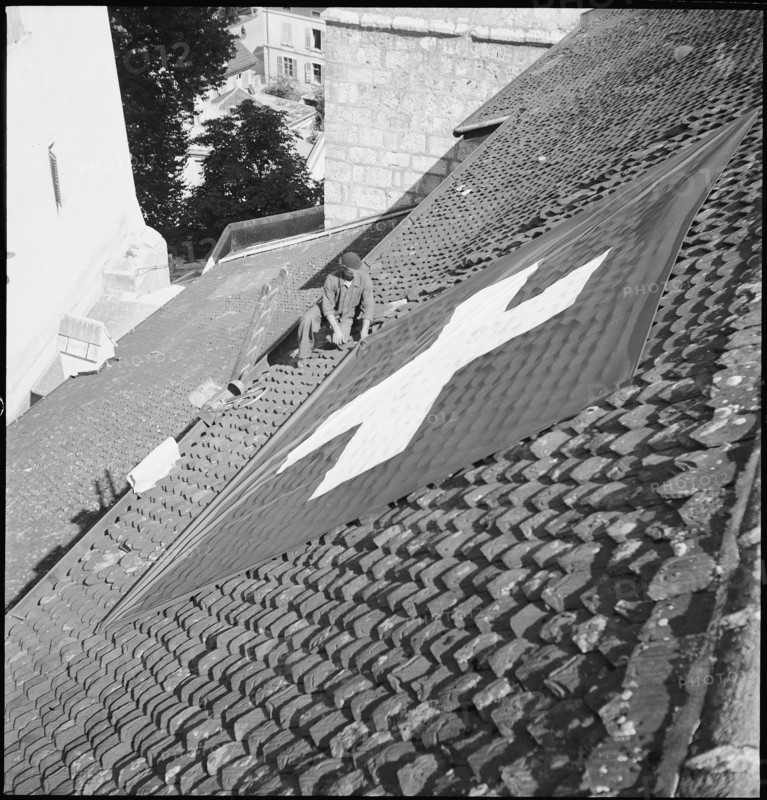WW2: Marking of the national border, Swiss border, 1944
